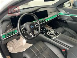 بی ئێم دەبڵیو سیریەس 7